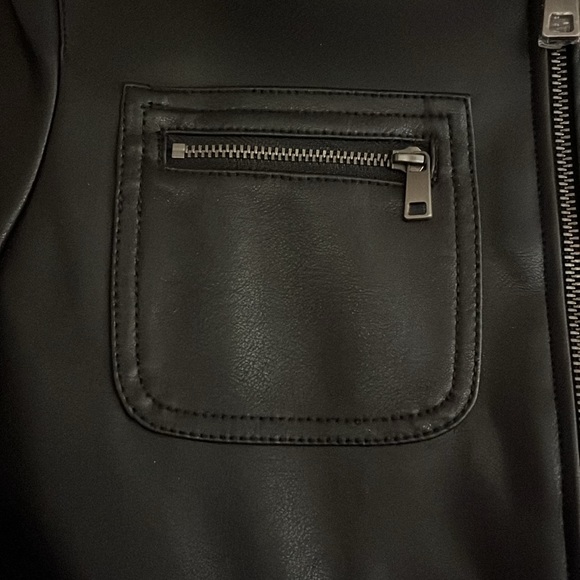 BANANA REPUBLIC VEGAN LEATHER JACKET size small - Picture 4 of 8